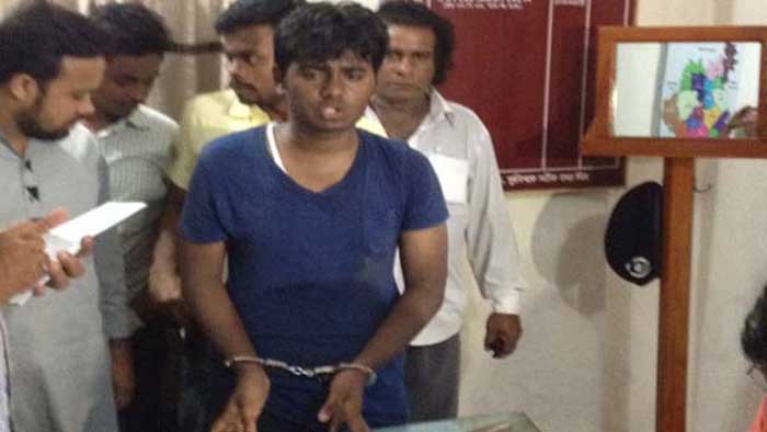 শিক্ষক হত্যাচেষ্টা: ফাহিমের ১৫ দিনের রিমান্ড চায় পুলিশ শিক্ষক হত্যাচেষ্টা: ফাহিমের ১৫ দিনের রিমান্ড চায় পুলিশ