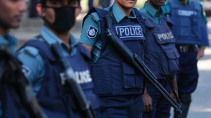 বিশেষ অভিযানে ২৪ ঘন্টায় ১৭ জঙ্গি গ্রেপ্তার বিশেষ অভিযানে ২৪ ঘন্টায় ১৭ জঙ্গি গ্রেপ্তার