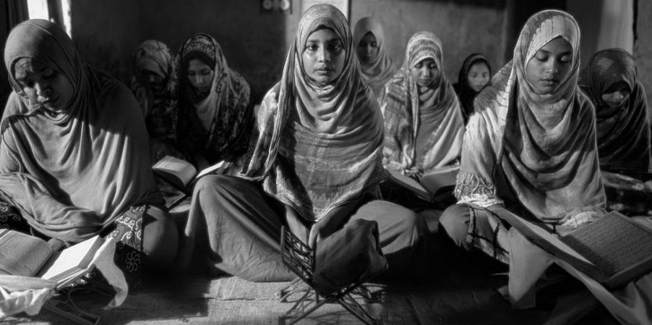 দুই চলচ্চিত্র উৎসবে নির্বাচিত বাংলাদেশের ‘সাঁকোটা দুলছে’