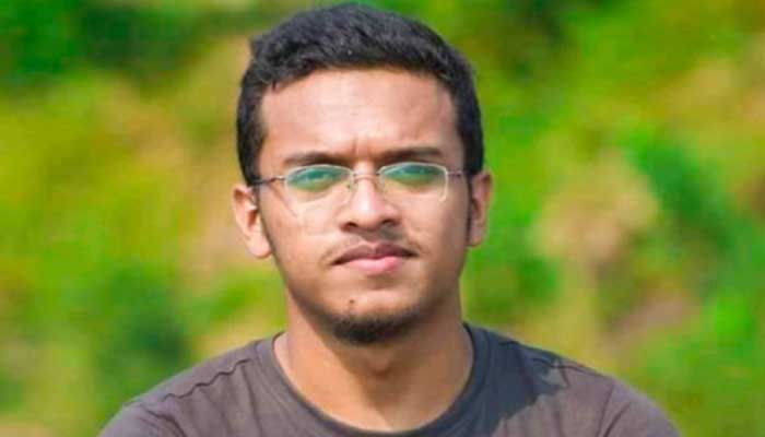 গ্রামের বাড়িতে আবরারের মরদেহ, দাফন আজ গ্রামের বাড়িতে আবরারের মরদেহ, দাফন আজ