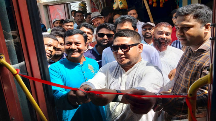 হালুয়াঘাট-ময়মনসিংহ রুটে বিআরটিসি বাস সার্ভিস উদ্বোধনে জুয়েল আরেং হালুয়াঘাট-ময়মনসিংহ রুটে বিআরটিসি বাস সার্ভিস উদ্বোধনে জুয়েল আরেং