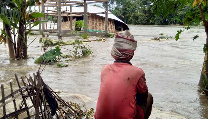 ঈদোত্তর বন্যা পুনর্বাসনে যা করণীয় ঈদোত্তর বন্যা পুনর্বাসনে যা করণীয়