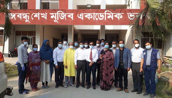 যবিপ্রবির জিনোম সেন্টার পরিদর্শনে ডা. মীরজাদী সেব্রিনা ফ্লোরা যবিপ্রবির জিনোম সেন্টার পরিদর্শনে ডা. মীরজাদী সেব্রিনা ফ্লোরা