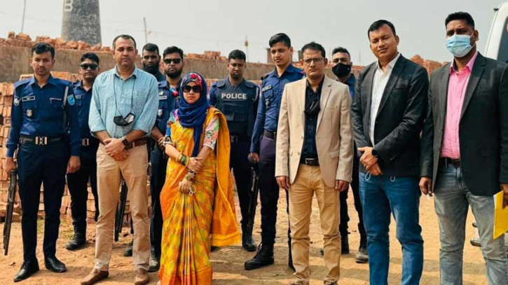গাজীপুরে অবৈধ ১১টি ইটভাটা বন্ধ করল পরিবেশ অধিদপ্তর