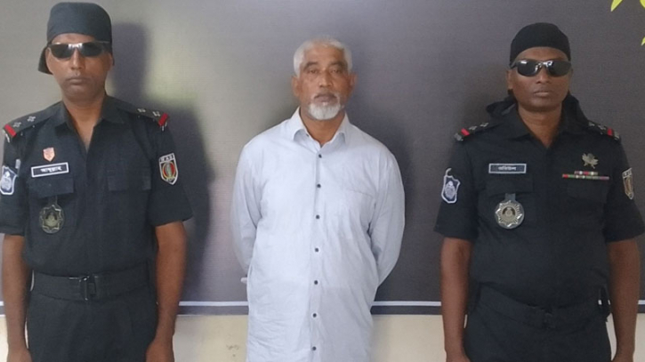 অভিযুক্ত গ্রেপ্তার: গাজীপুরে দুই ভাই খুনের নেপথ্যে ‘চাঁদা আদায়’ অভিযুক্ত গ্রেপ্তার: গাজীপুরে দুই ভাই খুনের নেপথ্যে ‘চাঁদা আদায়’