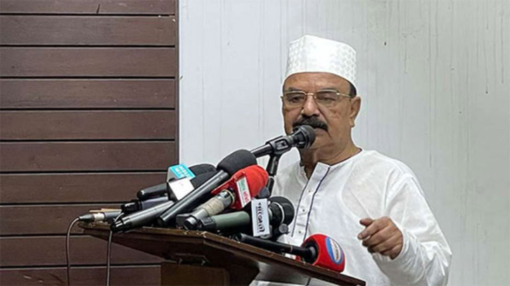 আমরা মানুষ চিনতে ভুল করেছি : প্রধান উপদেষ্টা প্রসঙ্গে গয়েশ্বর