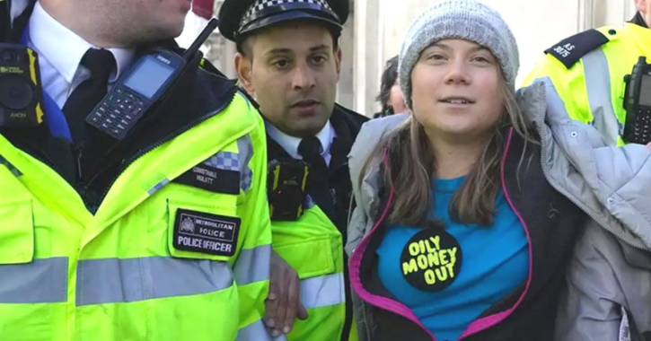 লন্ডনে বিক্ষোভকালে গ্রেপ্তার গ্রেটা থুনবার্গ