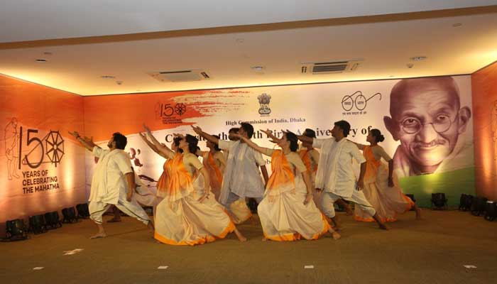 ঢাকায় মহাত্মা গান্ধীর সার্ধশততম জন্মবার্ষিকী উদযাপন ঢাকায় মহাত্মা গান্ধীর সার্ধশততম জন্মবার্ষিকী উদযাপন