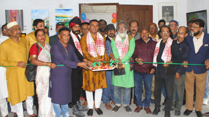 যশোরে প্রাচ্যসংঘের ইন্দো-বাংলা যৌথ চিত্র প্রদর্শনী শুরু যশোরে প্রাচ্যসংঘের ইন্দো-বাংলা যৌথ চিত্র প্রদর্শনী শুরু