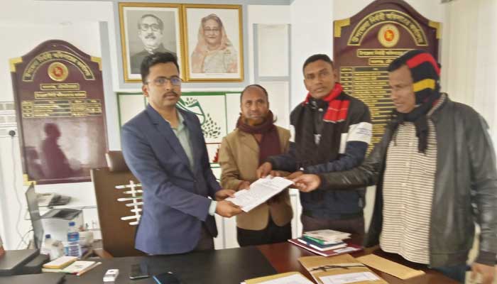 গ্যাস অনুসন্ধানে বিস্ফোরণ ক্ষতিগ্রস্তদের ক্ষতিপূরণ চেয়ে গণদরখাস্ত গ্যাস অনুসন্ধানে বিস্ফোরণ ক্ষতিগ্রস্তদের ক্ষতিপূরণ চেয়ে গণদরখাস্ত