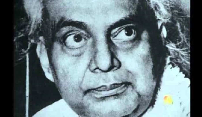 জাতীয় কবি কাজী নজরুল ইসলামের প্রয়াণ দিবস বৃহস্পতিবার জাতীয় কবি কাজী নজরুল ইসলামের প্রয়াণ দিবস বৃহস্পতিবার