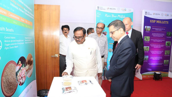 ‘খাদ্য ও পুষ্টি নিরাপত্তা নিশ্চিতে বাংলাদেশে মিলেট চাষে অফুরান সম্ভাবনা’ ‘খাদ্য ও পুষ্টি নিরাপত্তা নিশ্চিতে বাংলাদেশে মিলেট চাষে অফুরান সম্ভাবনা’