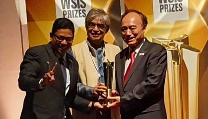ডব্লিউএসআইএস পুরস্কার পেলো বাংলাদেশ ডব্লিউএসআইএস পুরস্কার পেলো বাংলাদেশ