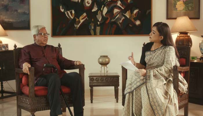 একটি বিরল সাহচর্য ও স্যার আবেদের ‘নির্ভয় গান’ একটি বিরল সাহচর্য ও স্যার আবেদের ‘নির্ভয় গান’