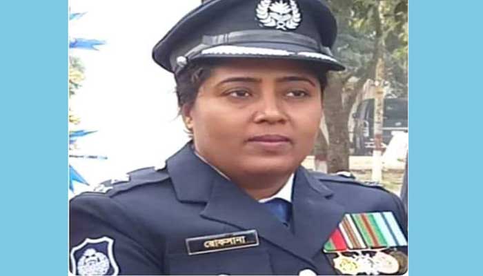 খুলনা বিভাগে পুলিশের প্রথম নারী ওসি রোকসানা খাতুন খুলনা বিভাগে পুলিশের প্রথম নারী ওসি রোকসানা খাতুন