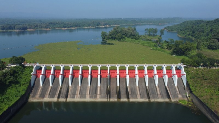 ১০৭ ঘণ্টা পর বন্ধ কাপ্তাই বাঁধের ১৬ জলকপাট