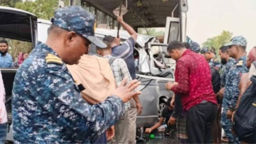 বাগেরহাটে বাস-মাইক্রোবাসের ভয়াবহ সংঘর্ষে নিহত ১২