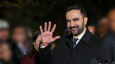 ট্রাম্পের বিরুদ্ধে রুখে দাঁড়ানোর প্রত্যয় জোহরান মামদানির