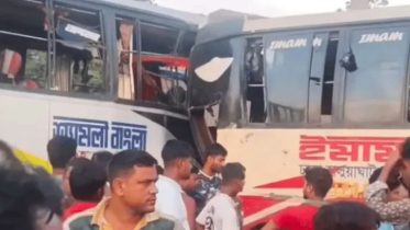 ময়মনসিংহে দুই বাসের মুখোমুখি সংঘর্ষে নিহত ৩, আহত ১০