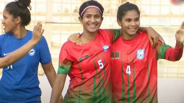 সিঙ্গাপুরকে হারিয়ে প্রতিশোধ সাবিনাদের