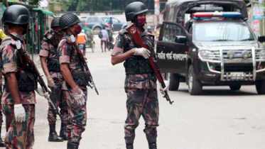 দেশের সব মহাসড়কে অবস্থান নিয়েছে বিজিবি