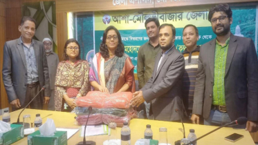 মৌলভীবাজার জেলা প্রশাসকের কাছে আশা’র কম্বল হস্তান্তর