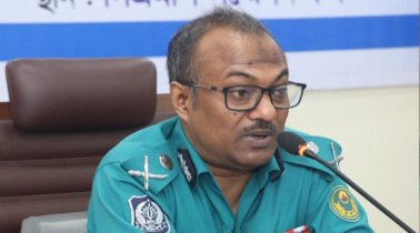 সন্ত্রাসীদের দেখামাত্র ব্রাশফায়ার করার নির্দেশ সিএমপি কমিশনারের