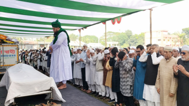 চাঁদপুরে ছেলের জানাজা পড়লেন মায়া চৌধুরী