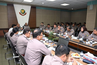 ঢাকায় ভোটকেন্দ্রে সর্বোচ্চ নিরাপত্তা নিশ্চিতের নির্দেশ ডিএমপি কমি