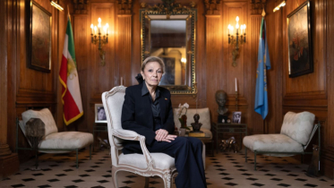 খামেনির মৃত্যু ইরানি শাসনব্যবস্থার পতন ঘটাবে না: ফারাহ পাহলভি