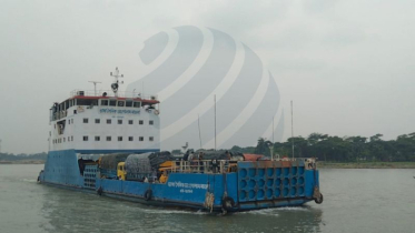 শরীয়তপুর-চাঁদপুর নৌরুটে ফেরি চলাচল বন্ধ