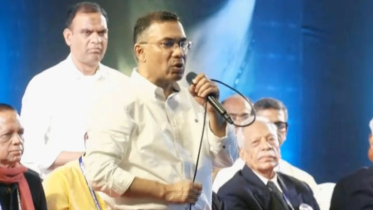 একটি দল নানাভাবে নির্বাচন থেকে সরে যাওয়ার পথ খুঁজছে : ফেনীতে তারেক রহমান