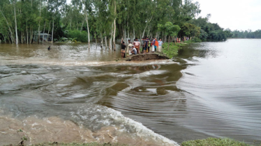 ১২ জেলায় বন্যার শঙ্কা