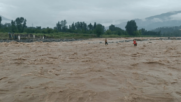 পাকিস্তানে ভারি বৃষ্টিতে ৪৩ জনের মৃত্যু