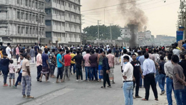 গাজীপুর সিটি করপোরেশনের গাড়িচাপায় পোশাক শ্রমিক নিহত, মহাসড়ক অবরোধ