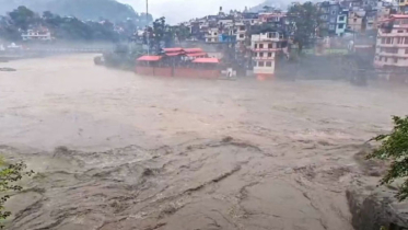 বৃষ্টিতে বিপর্যস্ত হিমাচলে নিহত ৬৩, নিখোঁজ অনেকে : সতর্কতা জারি