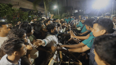 যমুনার সামনে আইনশৃঙ্খলা বাহিনীর অতিরিক্ত সদস্য মোতায়েন