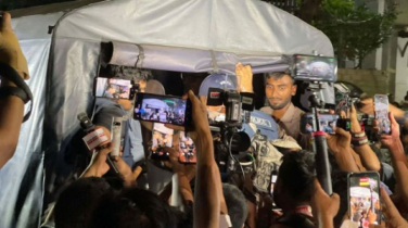 তোফায়েল আহমেদের জানাজা শেষে স্লোগান-মিছিল : কয়েকজন আটক