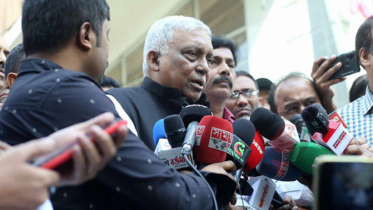 ‘নির্বাচনে ওসিরা ‘পক্ষপাতদুষ্ট’ হতে পারে, এ বিবেচনাতেই বদলি’