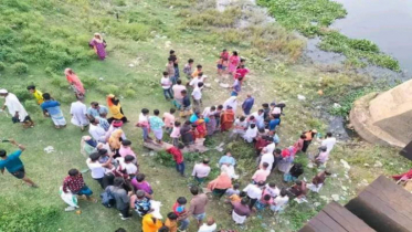 শ্রীপুরে ট্রেনের ধাক্কায় দুই বৃদ্ধ নিহত