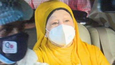 খালেদাকে বিদেশে চিকিৎসার আবেদন স্বরাষ্ট্র হয়ে আইন মন্ত্রণালয়ে