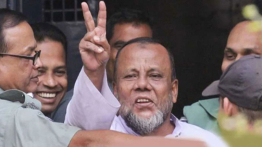 মানবতাবিরোধী অপরাধ : আওয়ামী লীগের সাবেক নেতা মোবারক খালাস