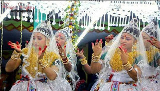 চর্চার অভাবে হুমকির মুখে ক্ষুদ্র জাতিগোষ্টির মাতৃভাষা