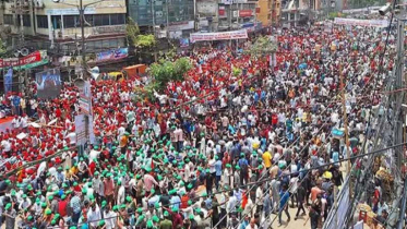 তারুণ্যের সমাবেশ :নয়াপল্টনে বিএনপি নেতাকর্মীদের ঢল