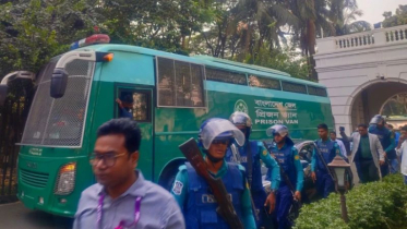 ট্রাইব্যুনালে আনা হয়েছে ১৩ সেনা কর্মকর্তাকে