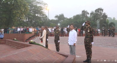 স্বাধীনতা দিবসে জাতীয় স্মৃতিসৌধে রাষ্ট্রপতি ও প্রধানমন্ত্রীর শ্র