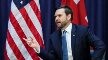 ইরানের সঙ্গে দীর্ঘমেয়াদী যুদ্ধে জড়াবে না যুক্তরাষ্ট্র: জে ডি ভ্যান্স