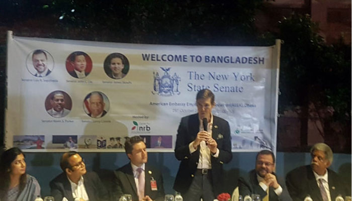 ঢাকা-নিউইয়র্ক সরাসরি ফ্লাইটের উদ্যোগ নিলেন মার্কিন রাষ্ট্রদূত ঢাকা-নিউইয়র্ক সরাসরি ফ্লাইটের উদ্যোগ নিলেন মার্কিন রাষ্ট্রদূত