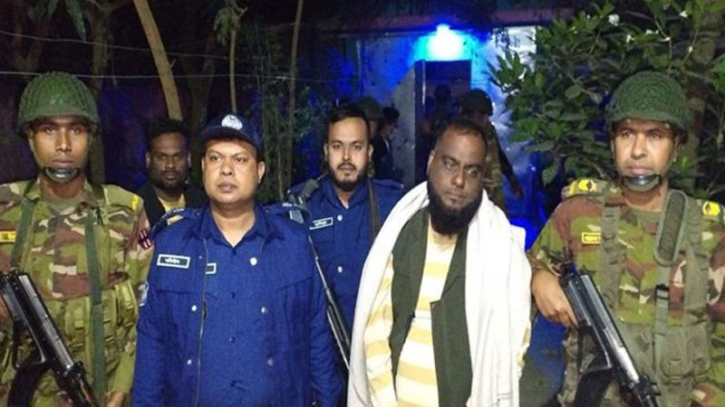 সিরাজগঞ্জে মাদকসহ বিএনপি নেতা আটক সিরাজগঞ্জে মাদকসহ বিএনপি নেতা আটক