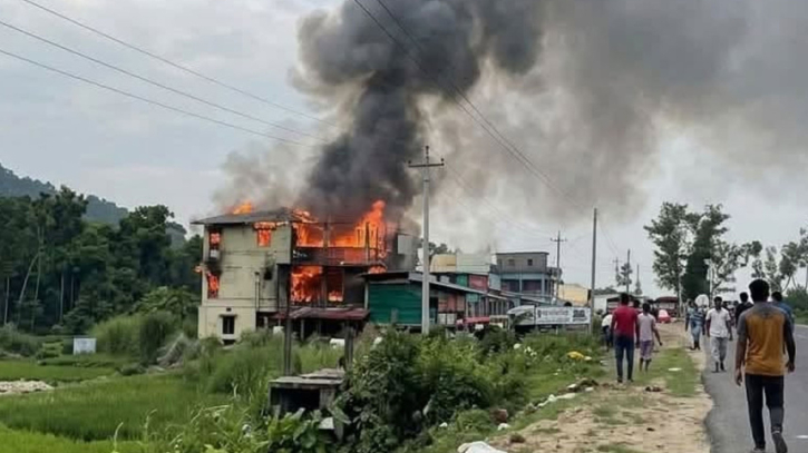 কক্সবাজারের ইনানীতে রিসোর্টে আগুন: নিহত বেড়ে ১০